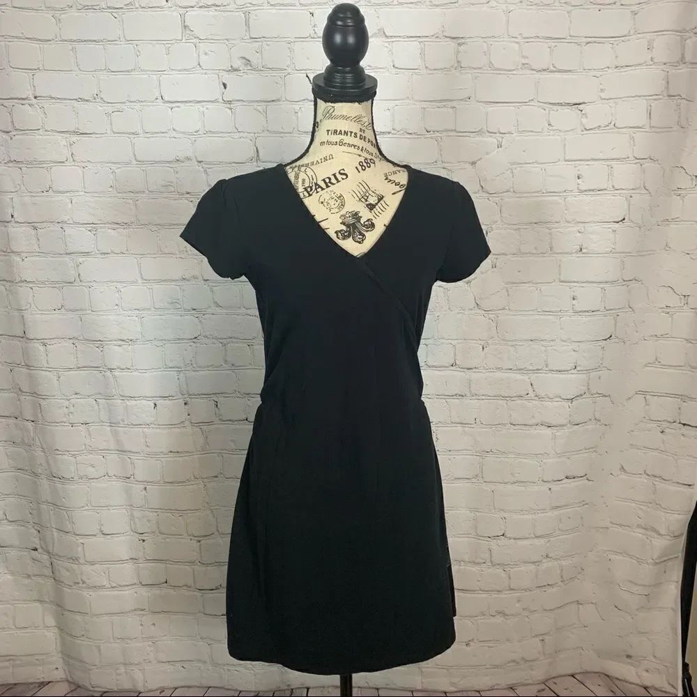 Lole black v neck dress size medium organic cotton